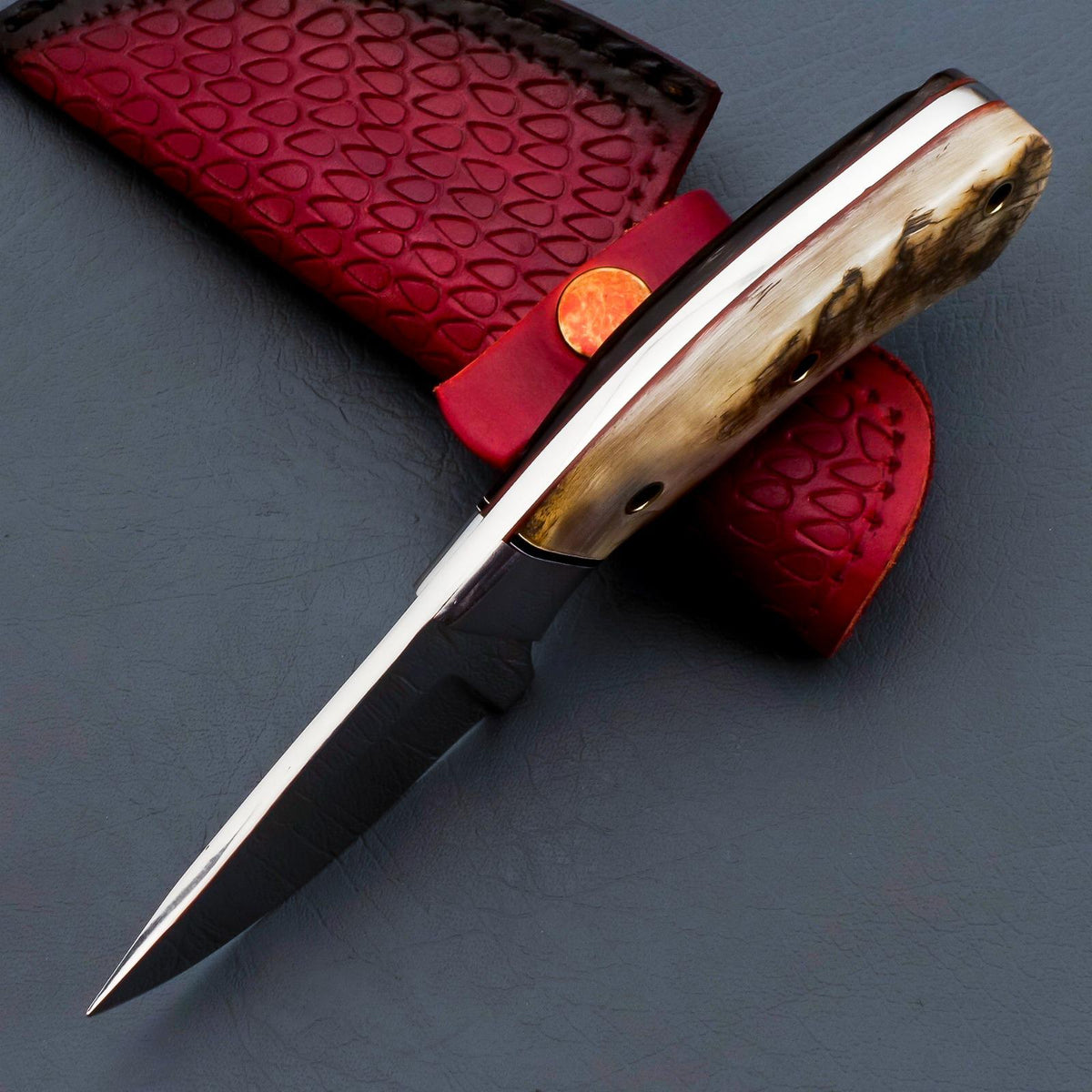 8" High Carbon steel skinner knife with Horn Handle, Best gift for hunters