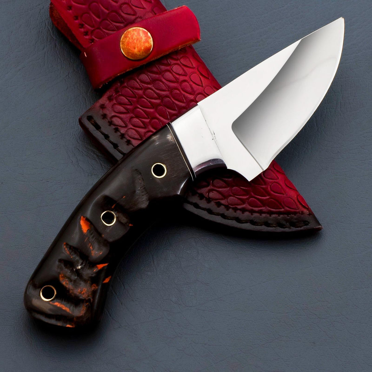8" High Carbon steel skinner knife with Horn Handle, Best gift for hunters