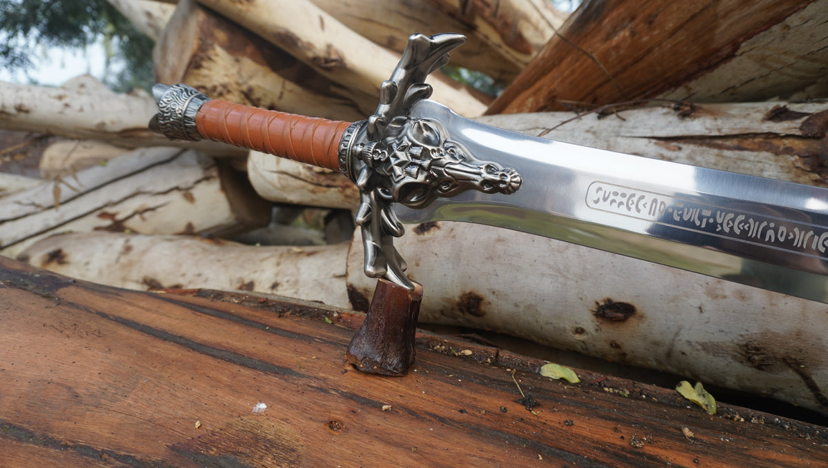 Conan’s Father Sword Replica – Moose Pommel & Fur Sheath
