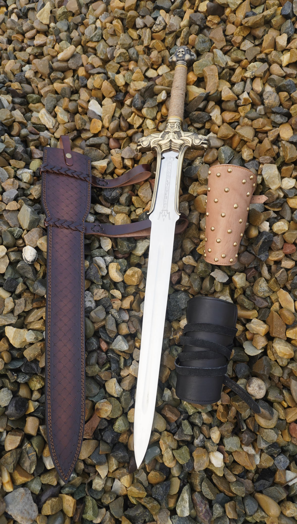 Authentic Handmade Hand Forged Conan Atlantean Replica Sword 1095 Steel Folded Strong Blade Sword with Leather Sheath and Pair of Conan Atlantean Wrist Bands, Conan Sword Real, Movie Cosplay