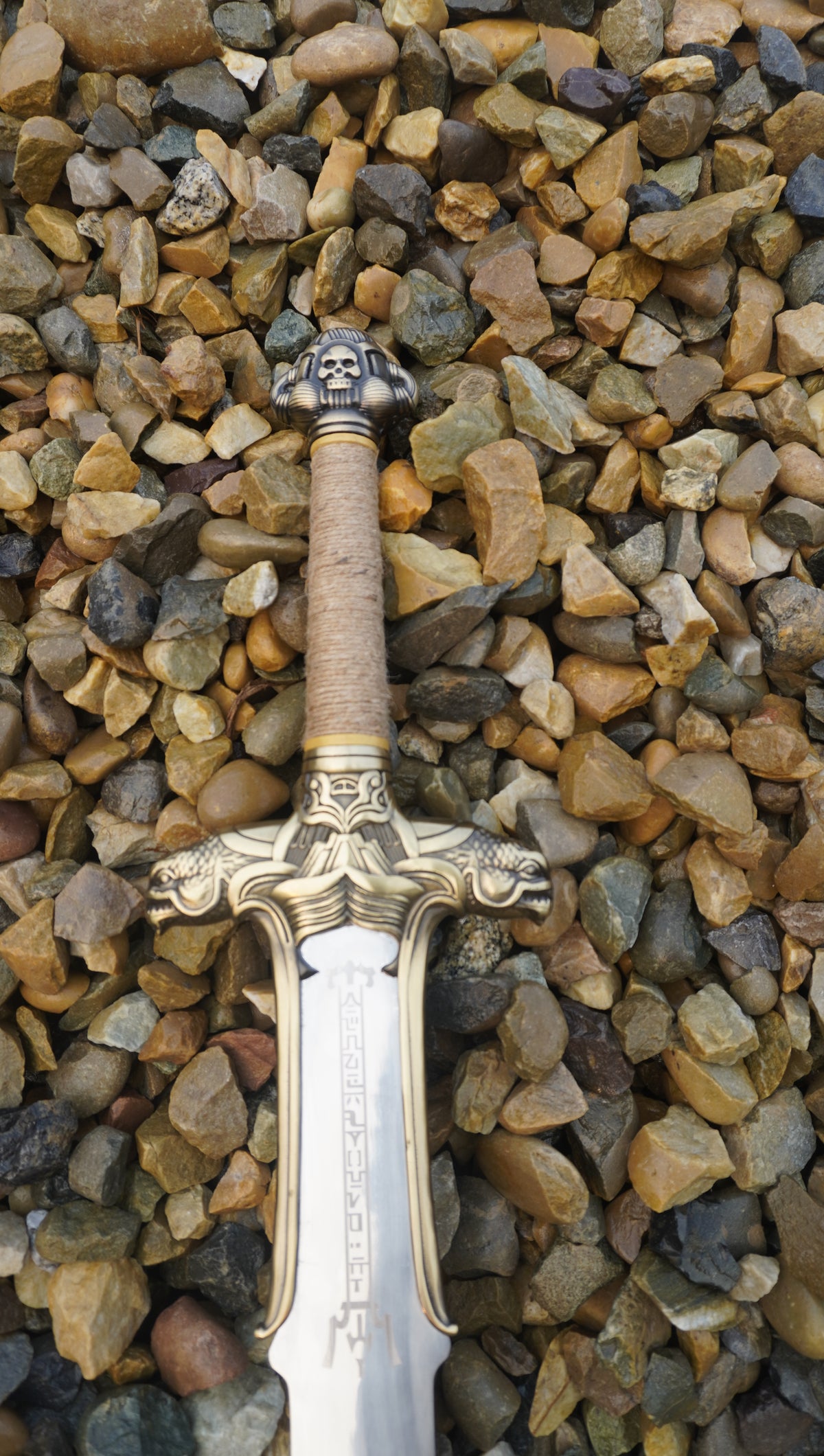 Authentic Handmade Hand Forged Conan Atlantean Replica Sword 1095 Steel Folded Strong Blade Sword with Leather Sheath and Pair of Conan Atlantean Wrist Bands, Conan Sword Real, Movie Cosplay