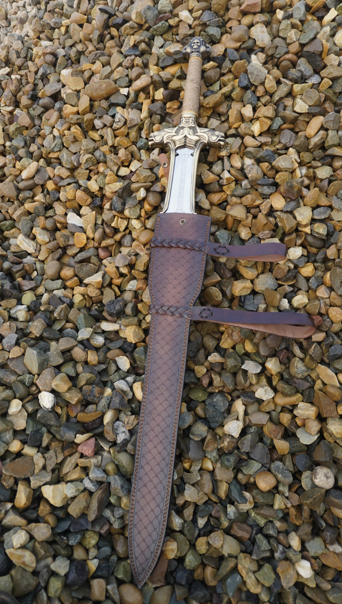 Medieval Knight Sword with Leather Scabbard & Armor Accessories