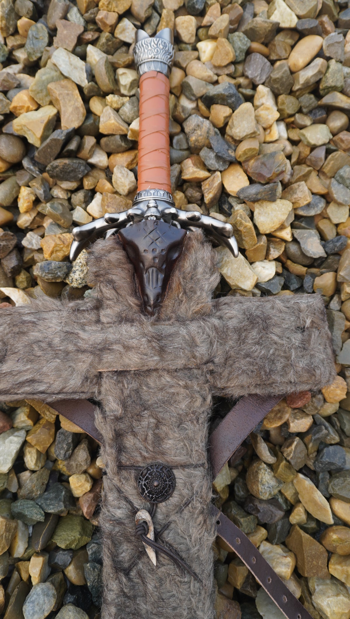 Conan’s Father Sword Replica – Moose Pommel & Fur Sheath