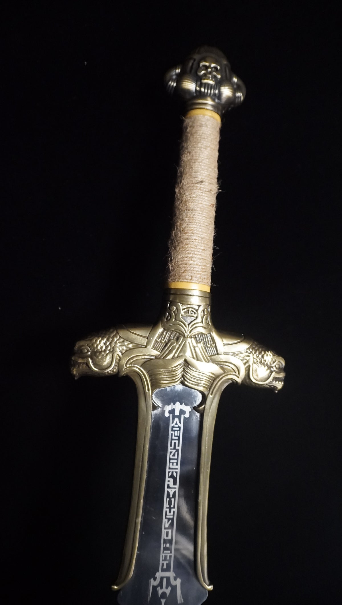 Medieval Knight Sword with Leather Scabbard & Armor Accessories